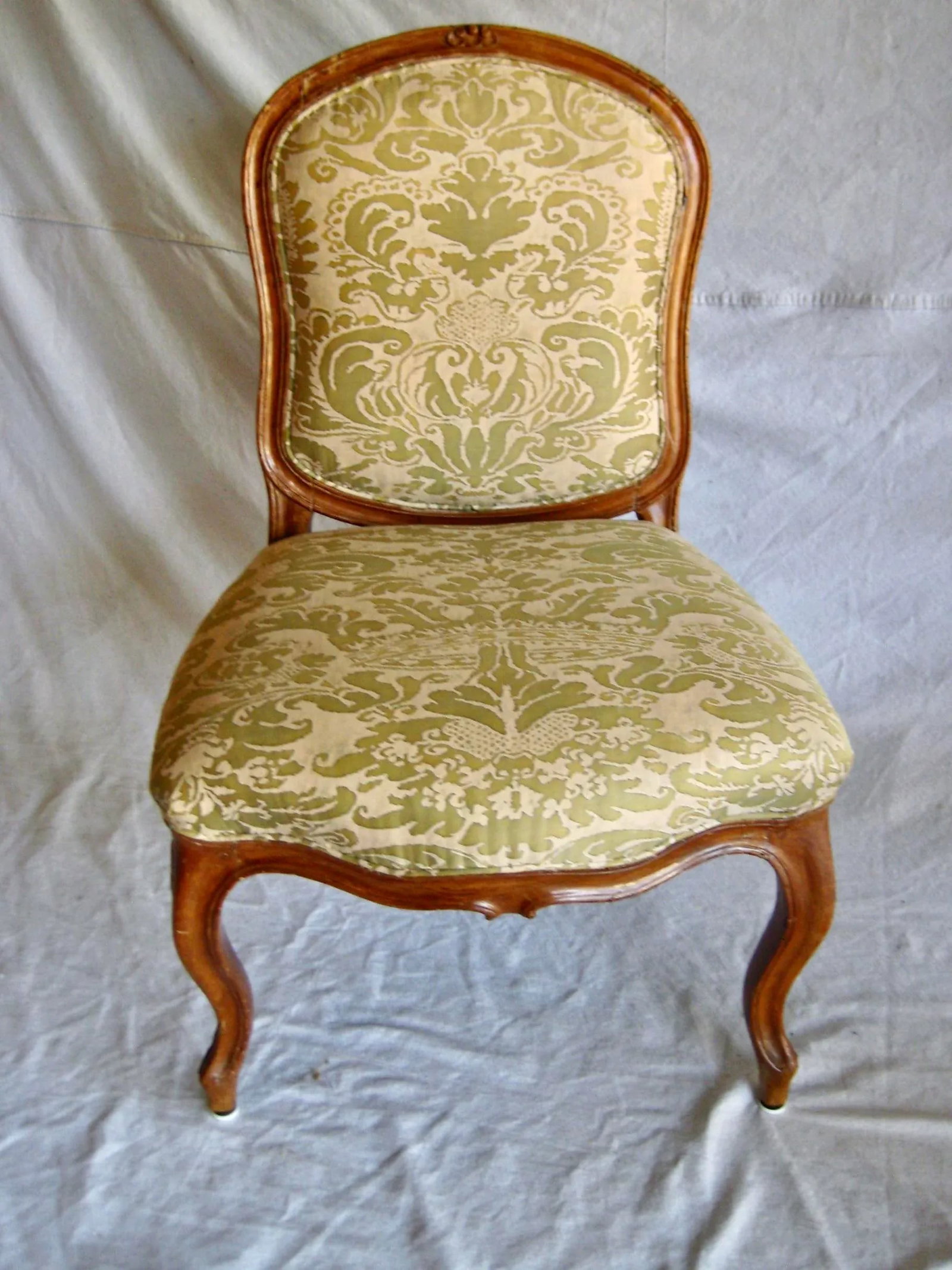 Fortuny Corone Textile on Set of 4 French Louis XV Chairs 18 Century - 2