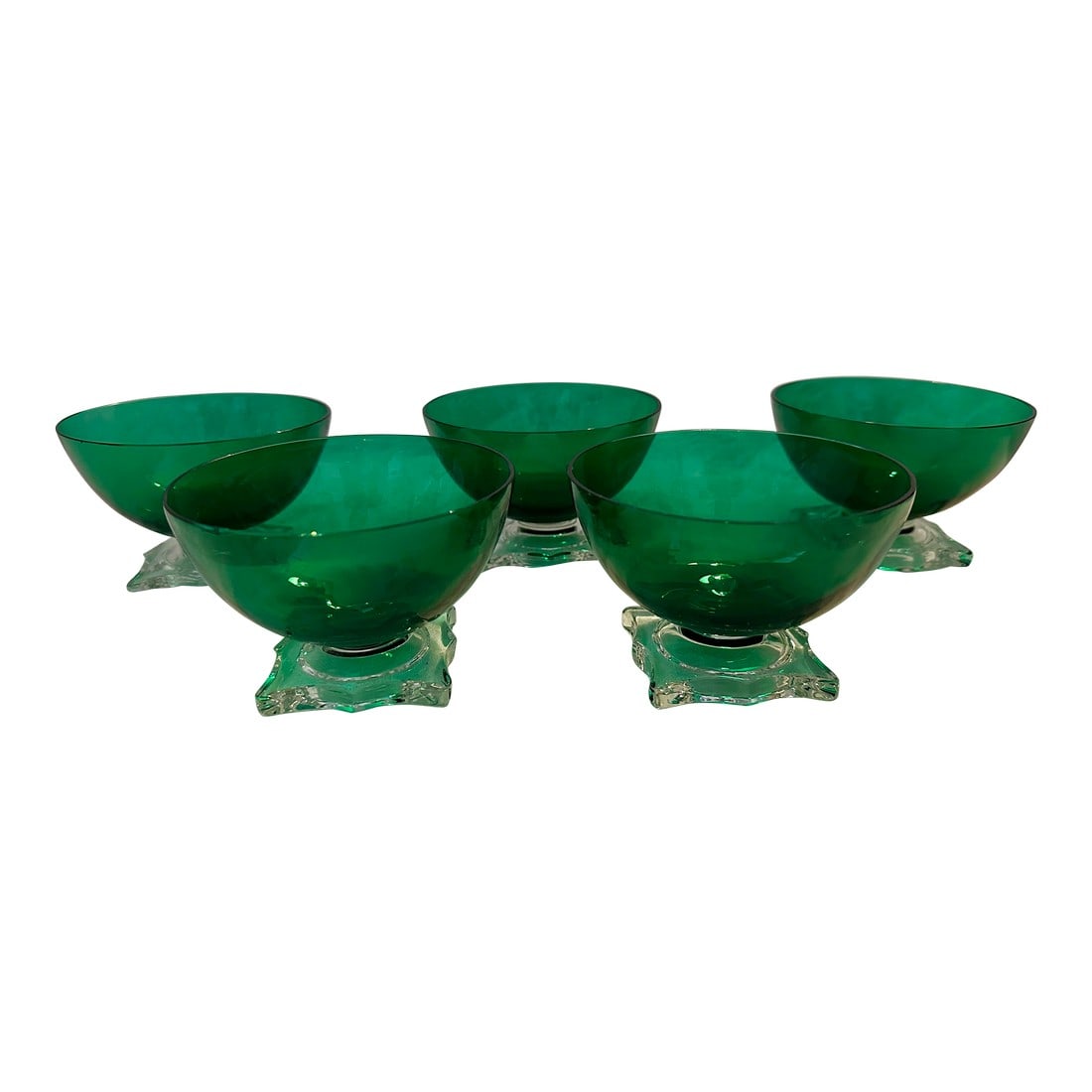 Seneca Handblown Crystal "903 Green" Sherbet Cup-Set of 5: Vintage Seneca "903 Green" Sherbet cups a set of 5. Emerald green with a clear stem and base. Handblown, made of crystal Perfect for Garden Parties, or Holidays. I also have other sets from the same