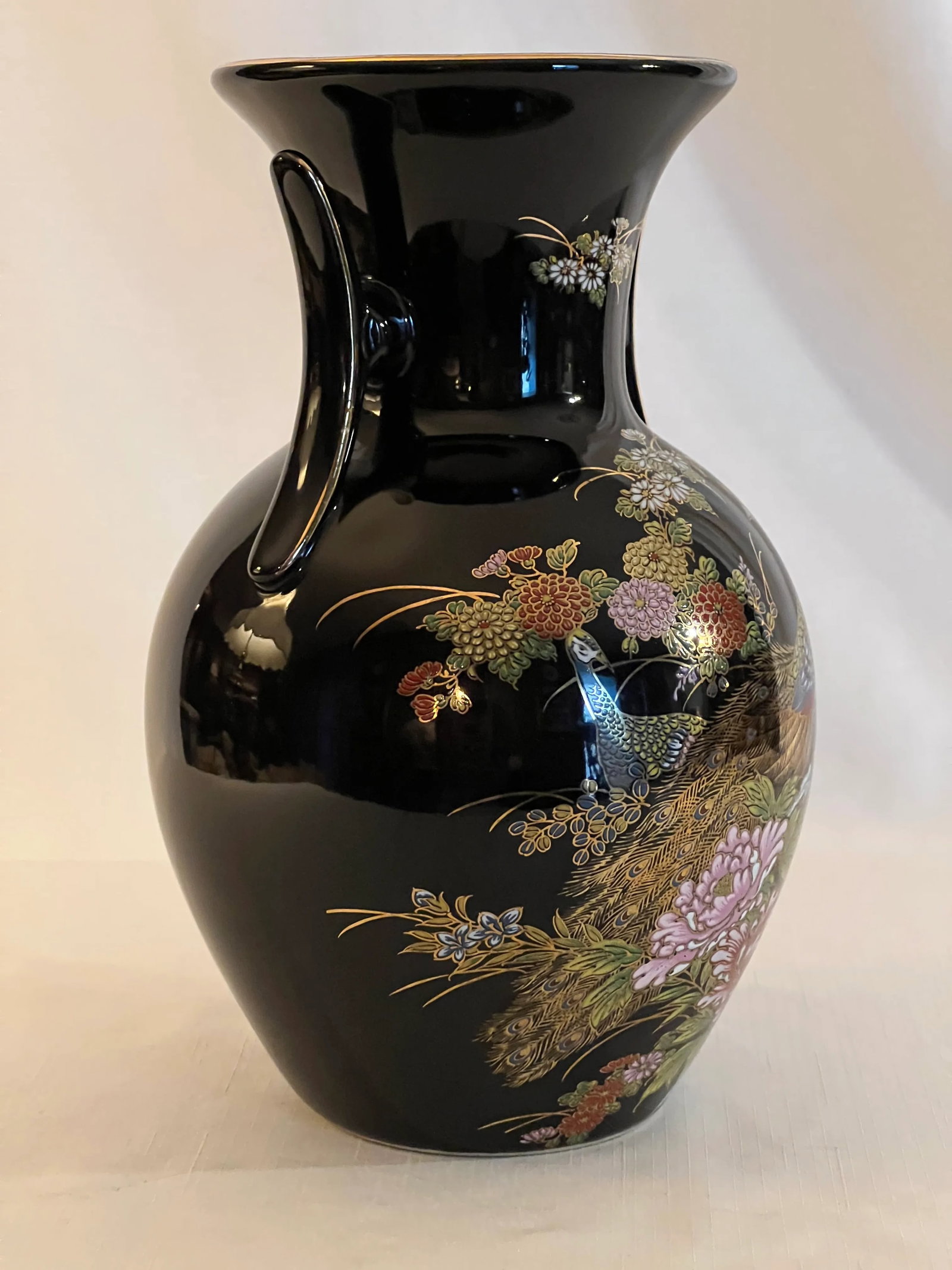 Vintage Chinouserie Black Porcelain Vase With Peacocks - 5