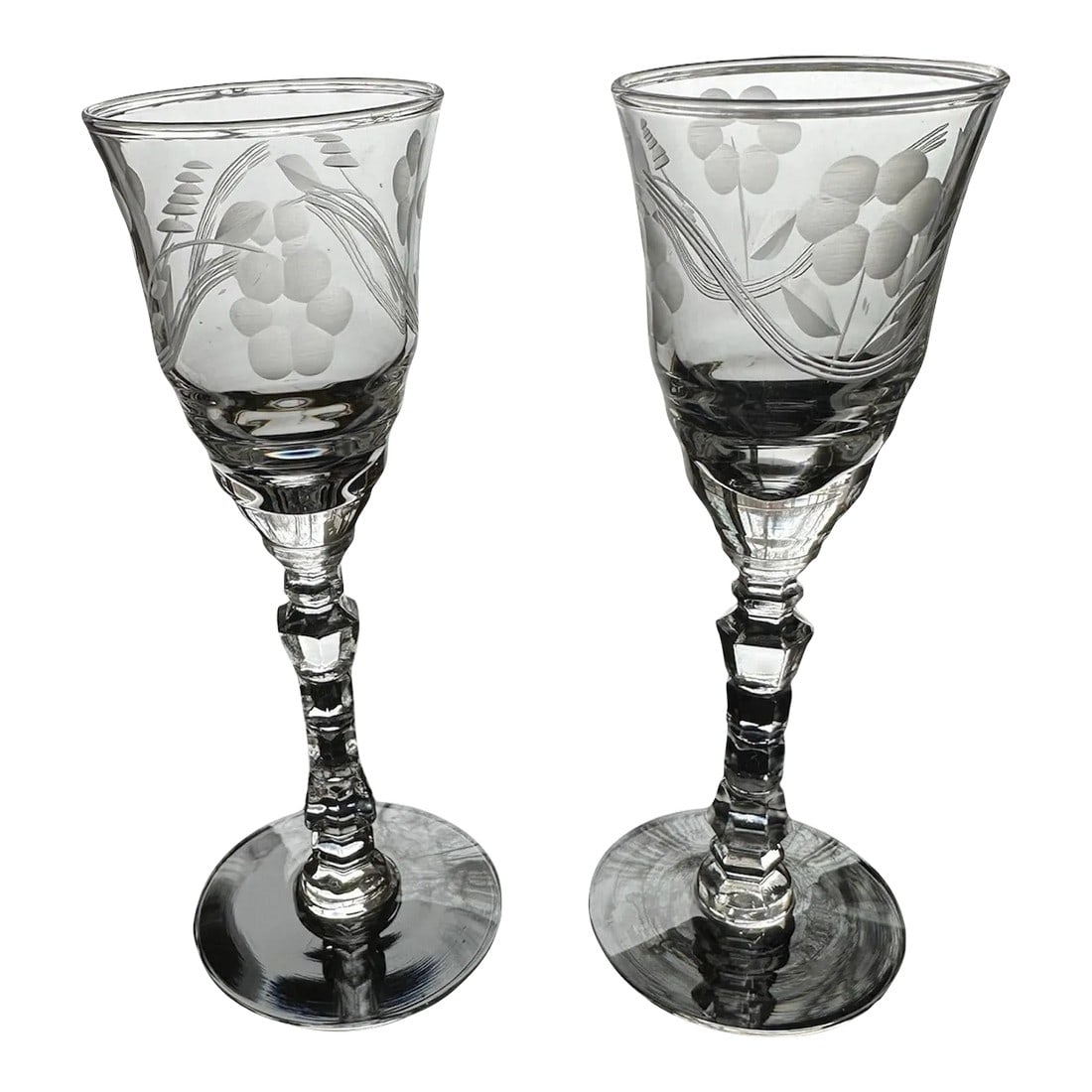 Vintage Crystal Hand Cut Rock Sharpe Cordials- Set of 2 (1 of 7)