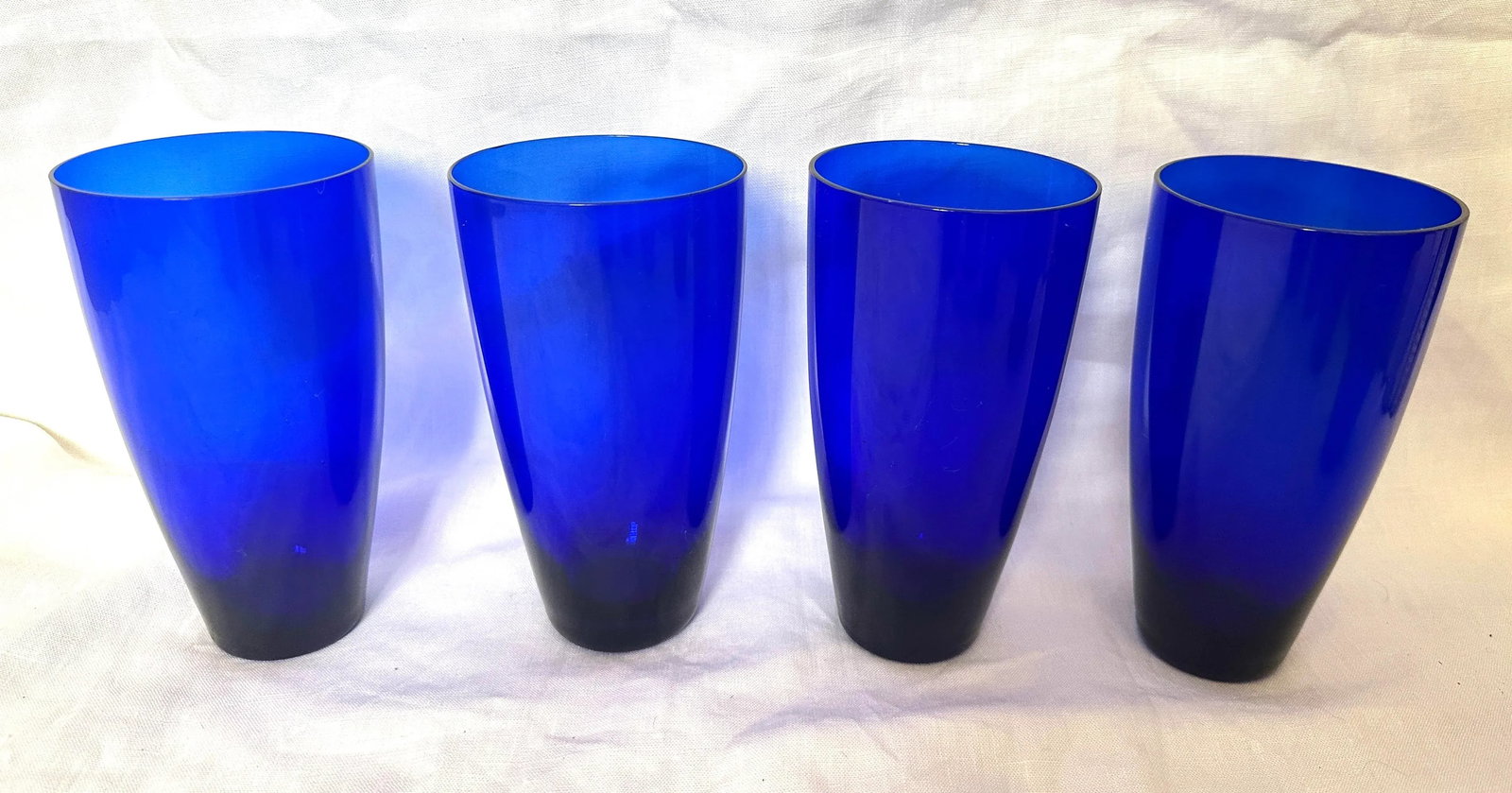 Vintage Set of 8 Cobalt Blue Glassware - 3