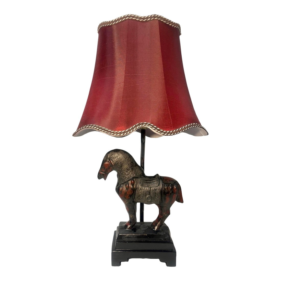 Vintage Mid-Century Modern Tang Horse Table Lamp in Frederick Cooper Style: Experience the charm of mid-century modern design with this stunning Vintage Tang Horse Table Lamp, beautifully inspired by the renowned Frederic Cooper style. Perfectly blending art and functionality