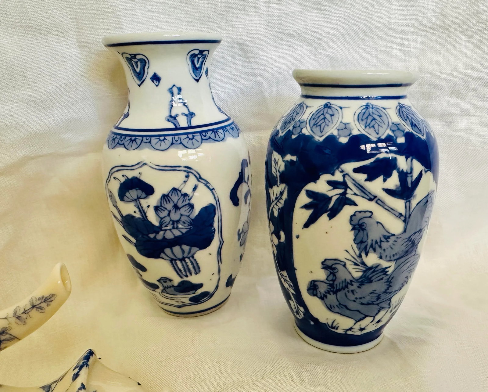 Mixed Lot of Mini Blue & White Vases - 7