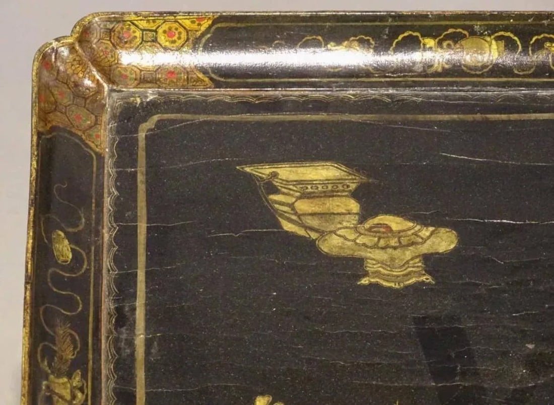 Chinoiserie Japanned Black and Gold Lacquer Tray Top Table With Faux Bamboo Fretwork 19thc - 4