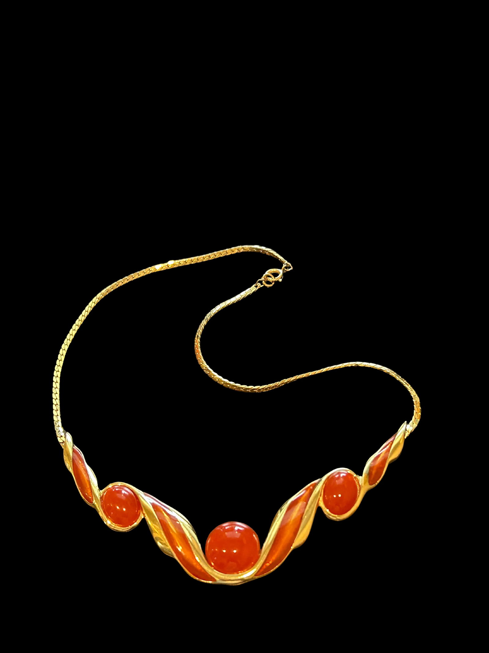 1970s Trifari Signed Necklace, Burnt Orange Lucite Cabochon, Gold Tone - 2