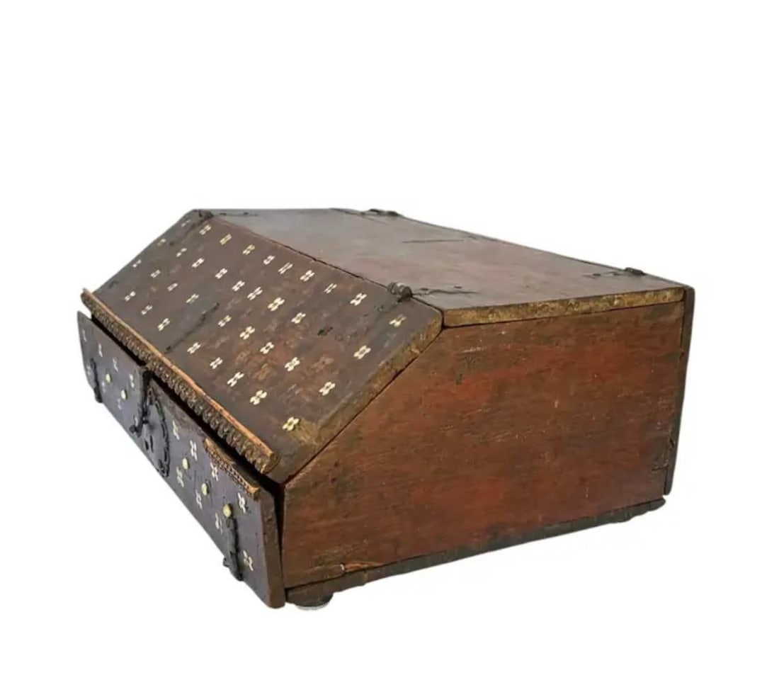 Spanish Colonial Inlaid Travel Desk, Wood and Iron, 17th Century - 4