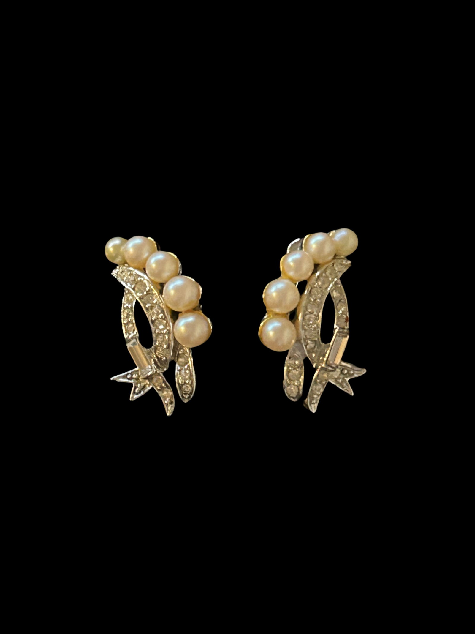 Vintage Weiss Art Deco Crystal and Faux Pearl Clip-on Earrings, A Pair - 3