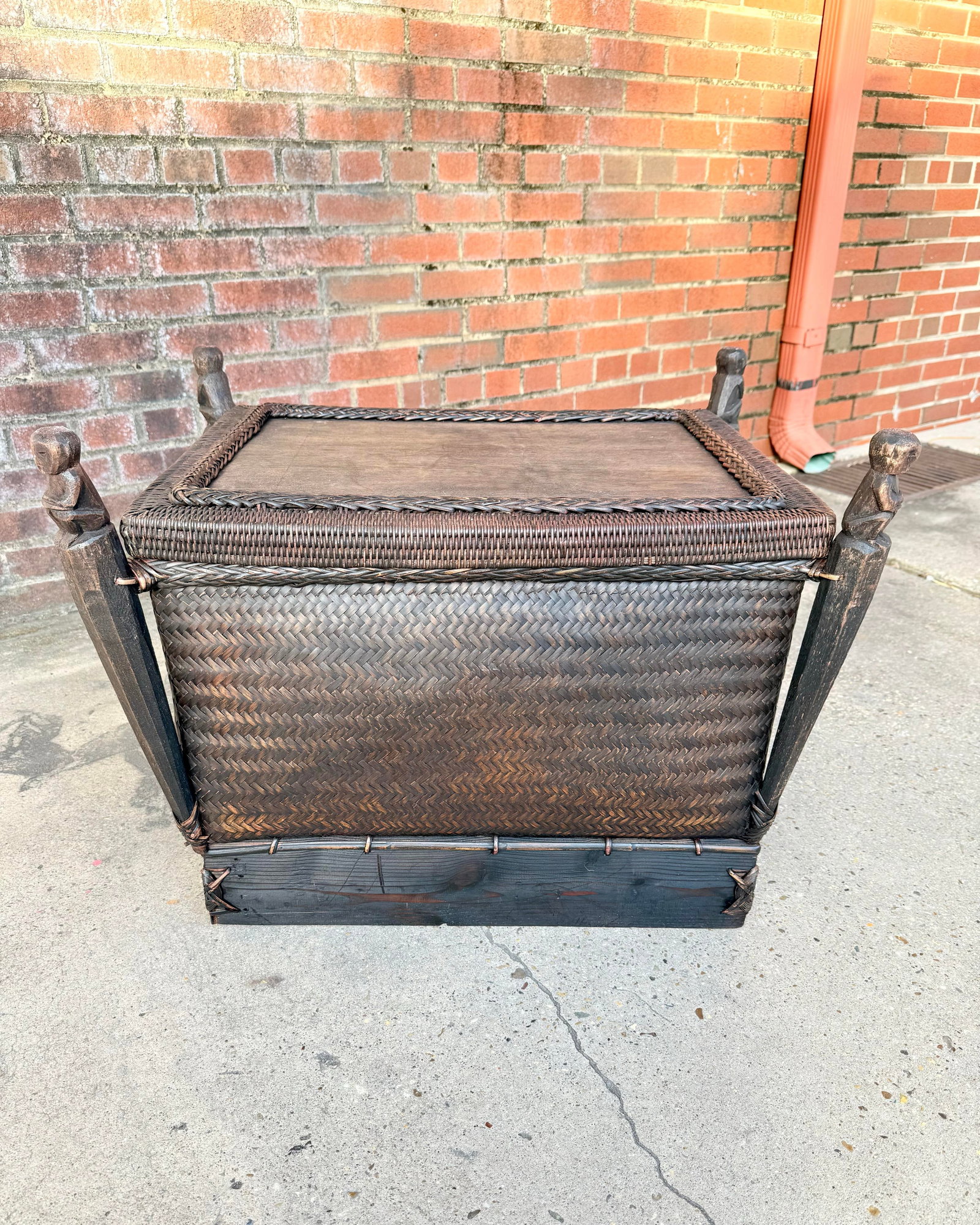 Chic Vintage Maximalist Tribal Rattan Storage Trunk / Japandi Coffee Table With Carved Guardians - 3