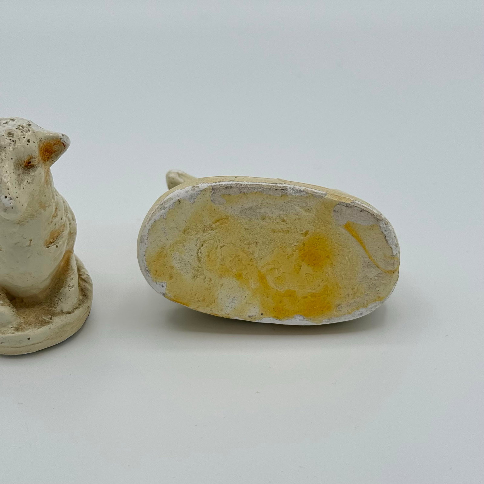 Vintage Mid-Century Composition Nativity Sheep With Charming Age & Primitive Patina - A Pair - 2