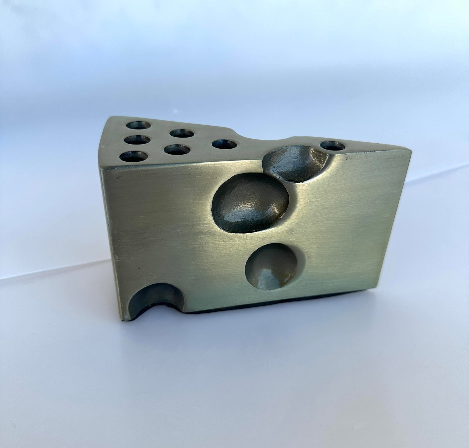 Vintage Brass Cheese Pen Holder - 4