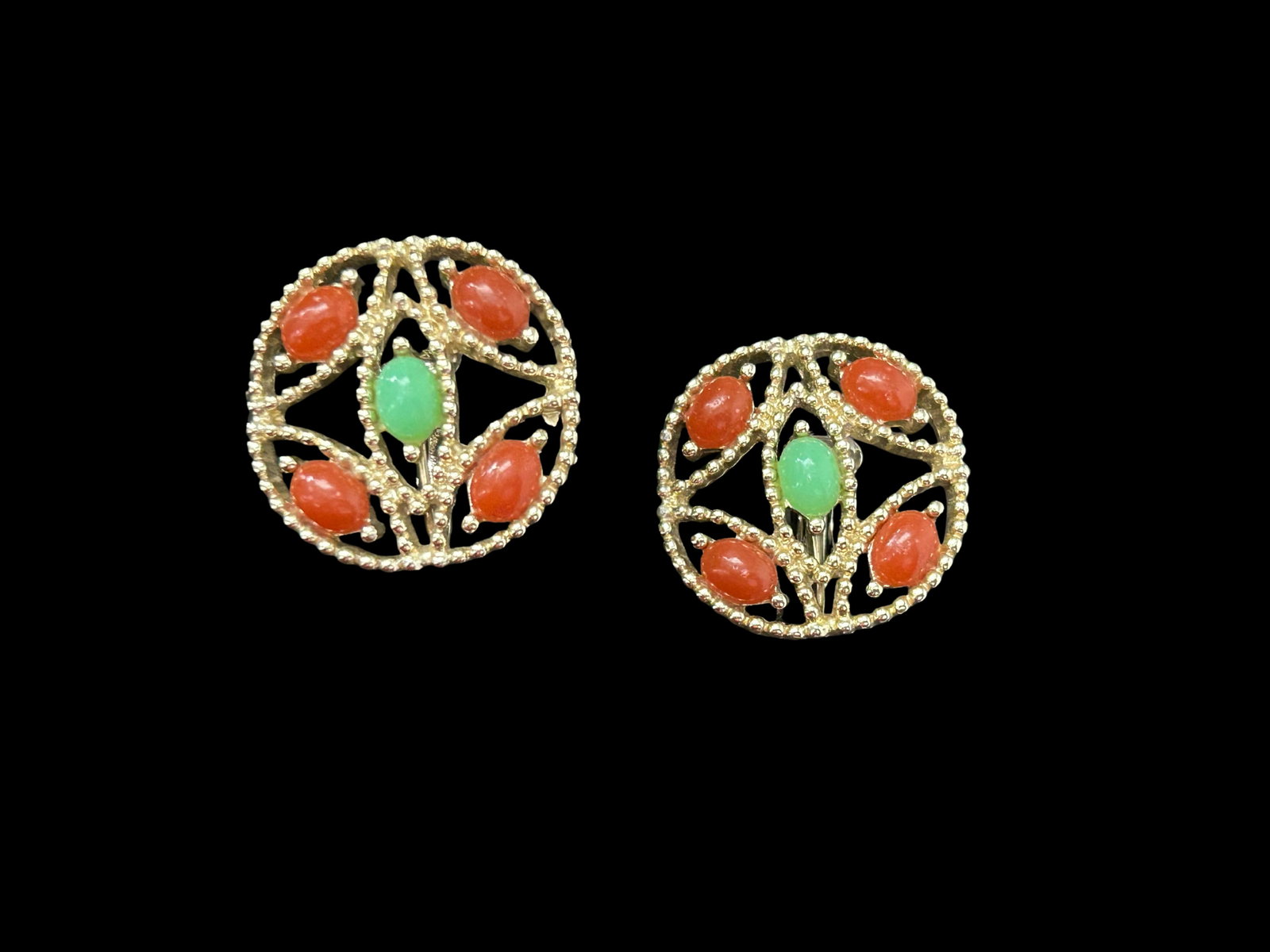 Vintage Sarah Coventry "Acapulco" Clip-on Earrings (1969) – Faux Jade & Carnelian Cabochons, G - 2