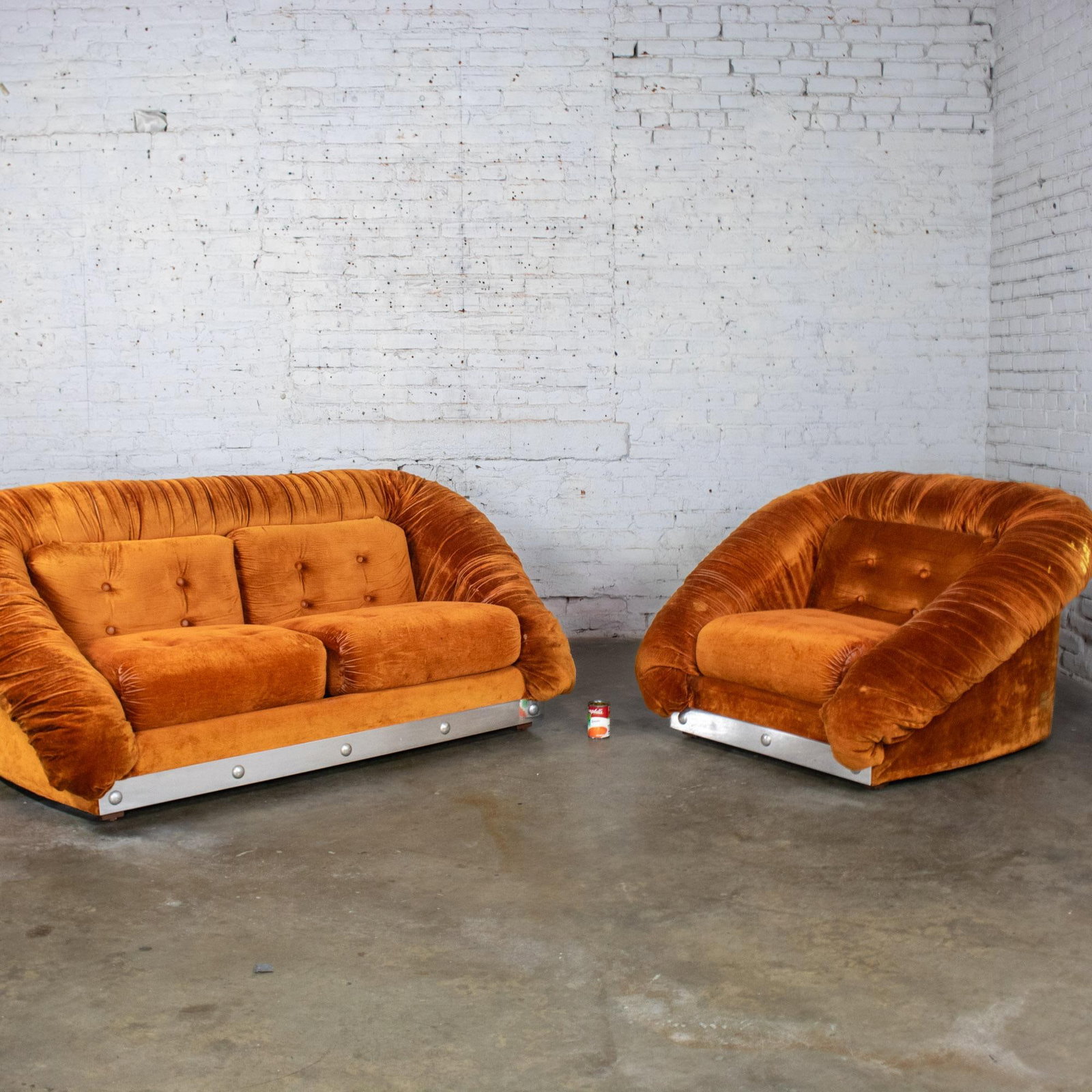 Late 20th Century Modern to Postmodern Low-Slung Loveseat & Chair Set Burnt Orange Velvet & Aluminum - 5