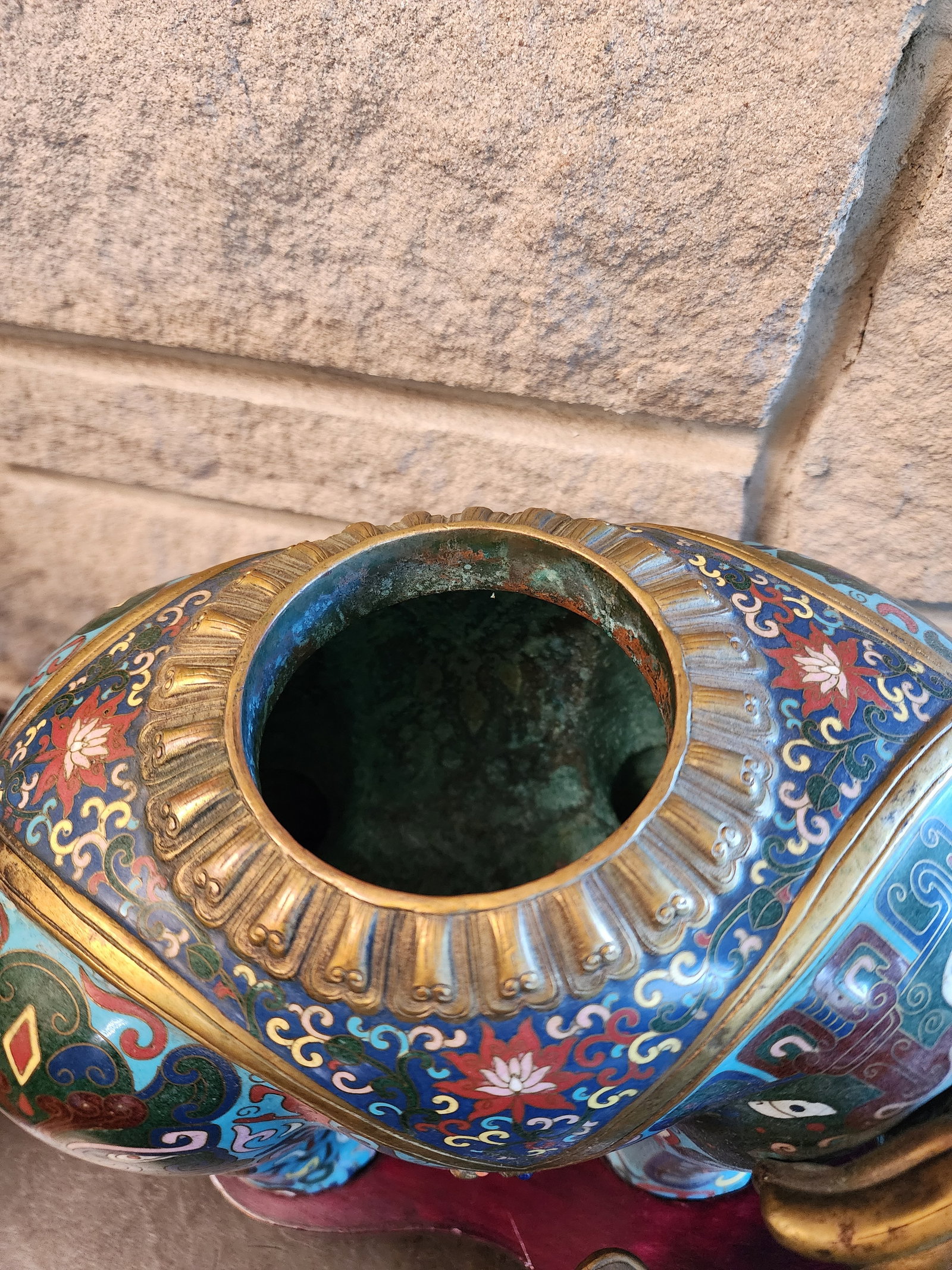 18th Century Important Pair Gilt Bronze and Cloisonne Elephant Altar Candle Holders - 8