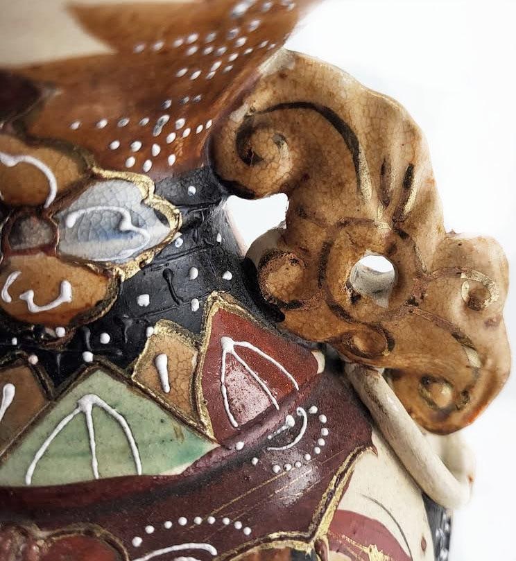 Antique Japanese Moriage Satsuma Samurai Raised Relief Floral Handled Vase - 7