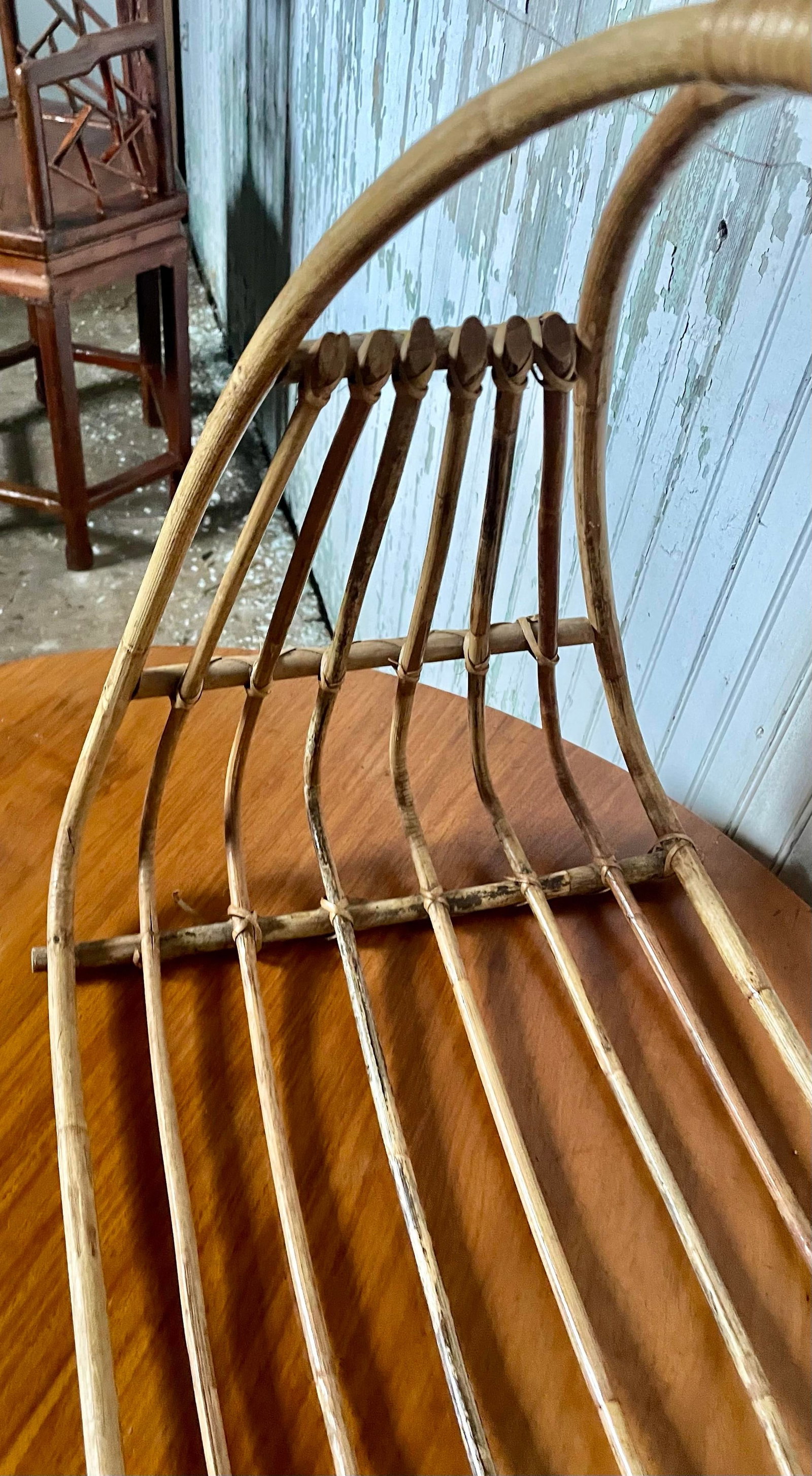 Mid 20th Century MCM Oval Round Bamboo/Rattan Magazine Holder Rack - 3