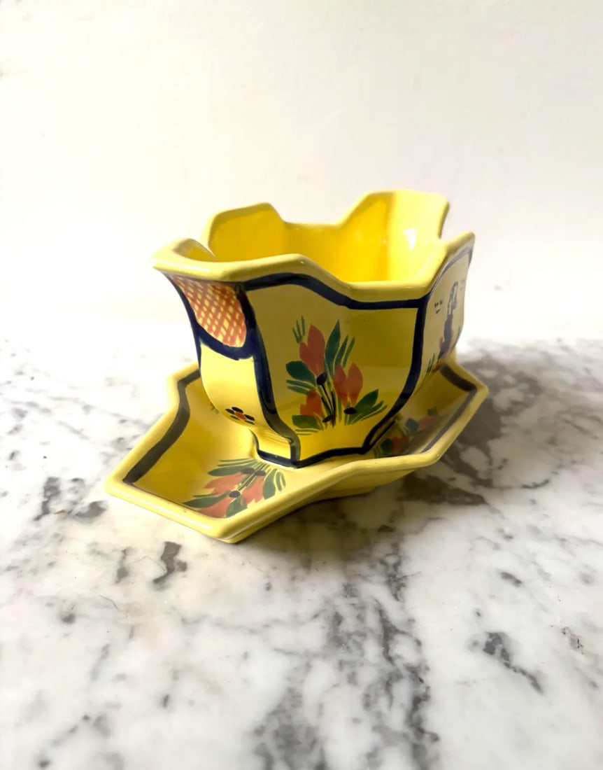 Mid 20th Century French H . B. Quimper Pottery Gravy Boat Stamped France - 2