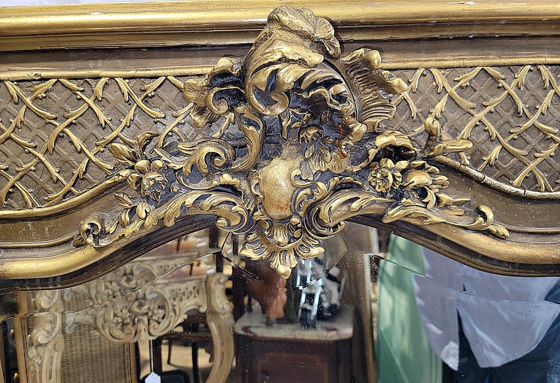 19c French Rococo Louis XV Style Gilt Wall Mirror - 4