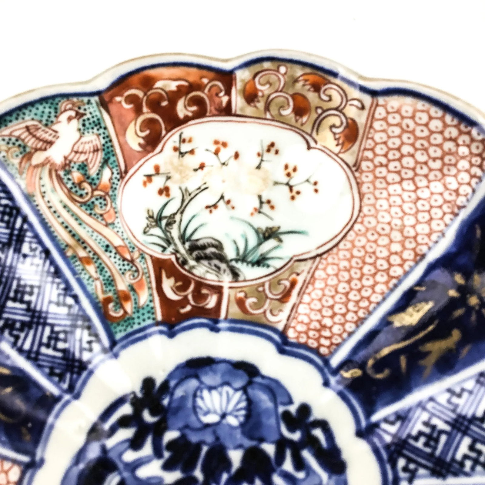 1890s Japan Imari Scalloped Edge Bowl or Plate - 7