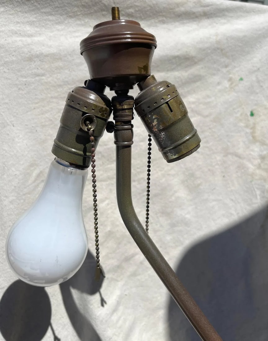 Vintage Hand Carved Asian/Indonesian Wood Figure Table Lamp - 9