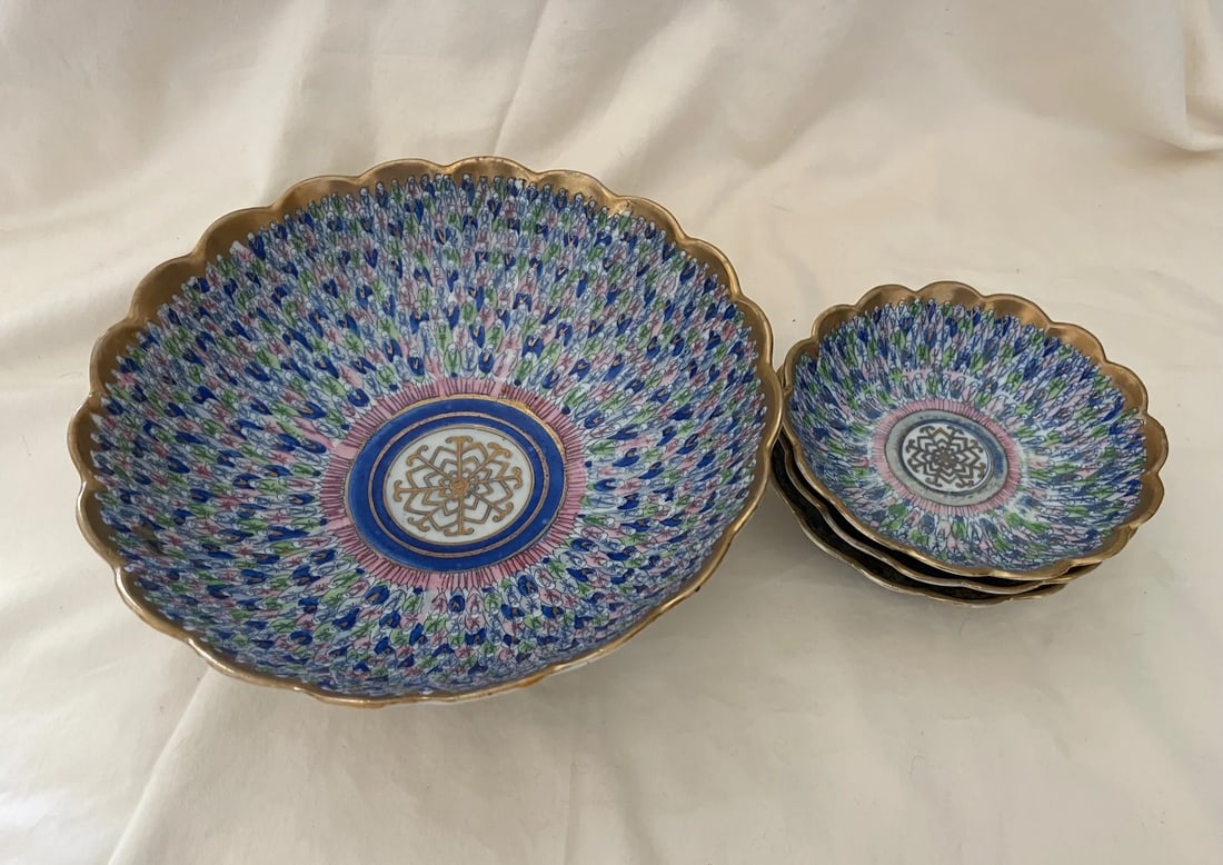 Vintage Japanese Blue/Pink Hand Painted Tiny People Bowl-Set - 4