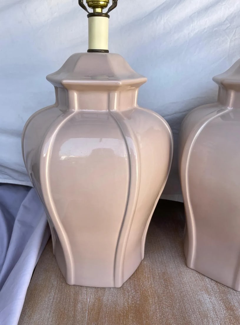 Vintage Pair of Taupe/Nude Ginger Jar Table Lamps - 7