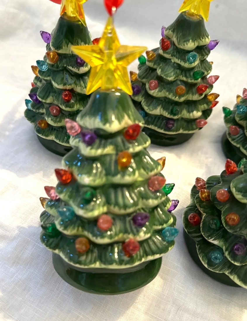 Nostalgic Christmas Tree Light Up Ornaments- Set of 7 - 4