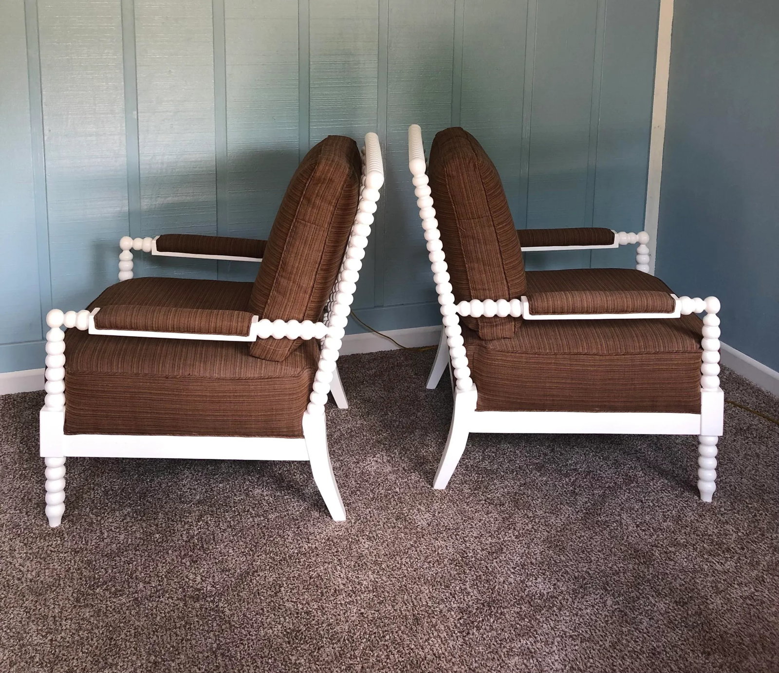 2000s Spindle Club Arm Chairs & Ottoman Set- 3 Pieces - 6
