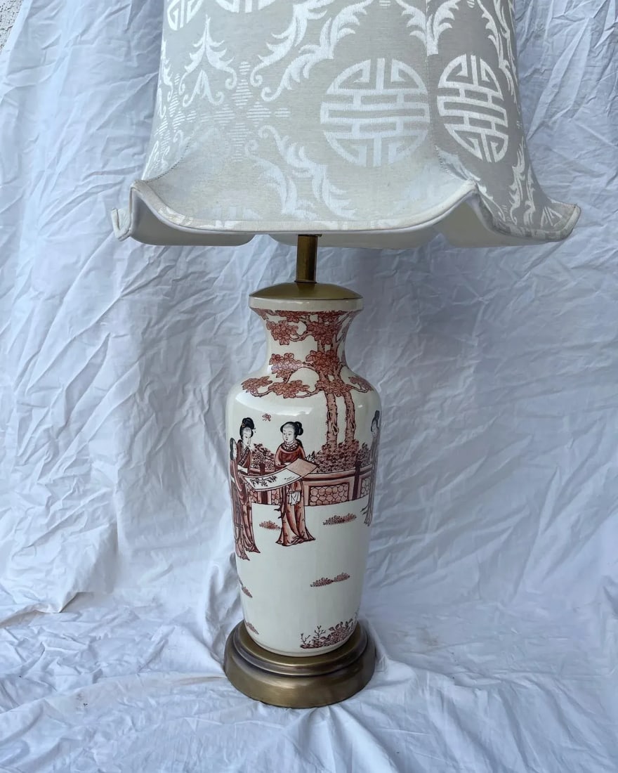 Vintage Chinoiserie Porcelain Table Lamp W/Silk Pagoda Shade - 4