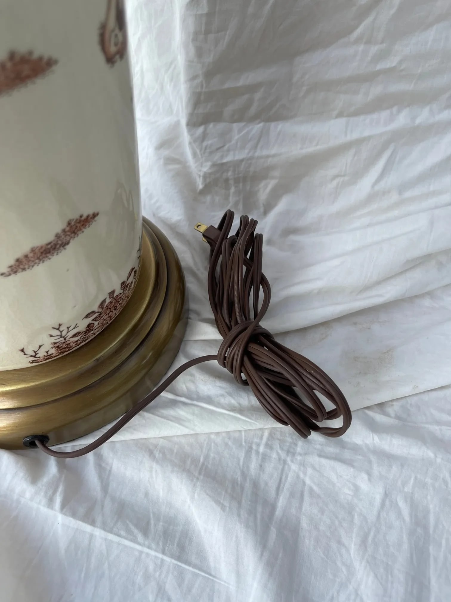 Vintage Chinoiserie Porcelain Table Lamp W/Silk Pagoda Shade - 8