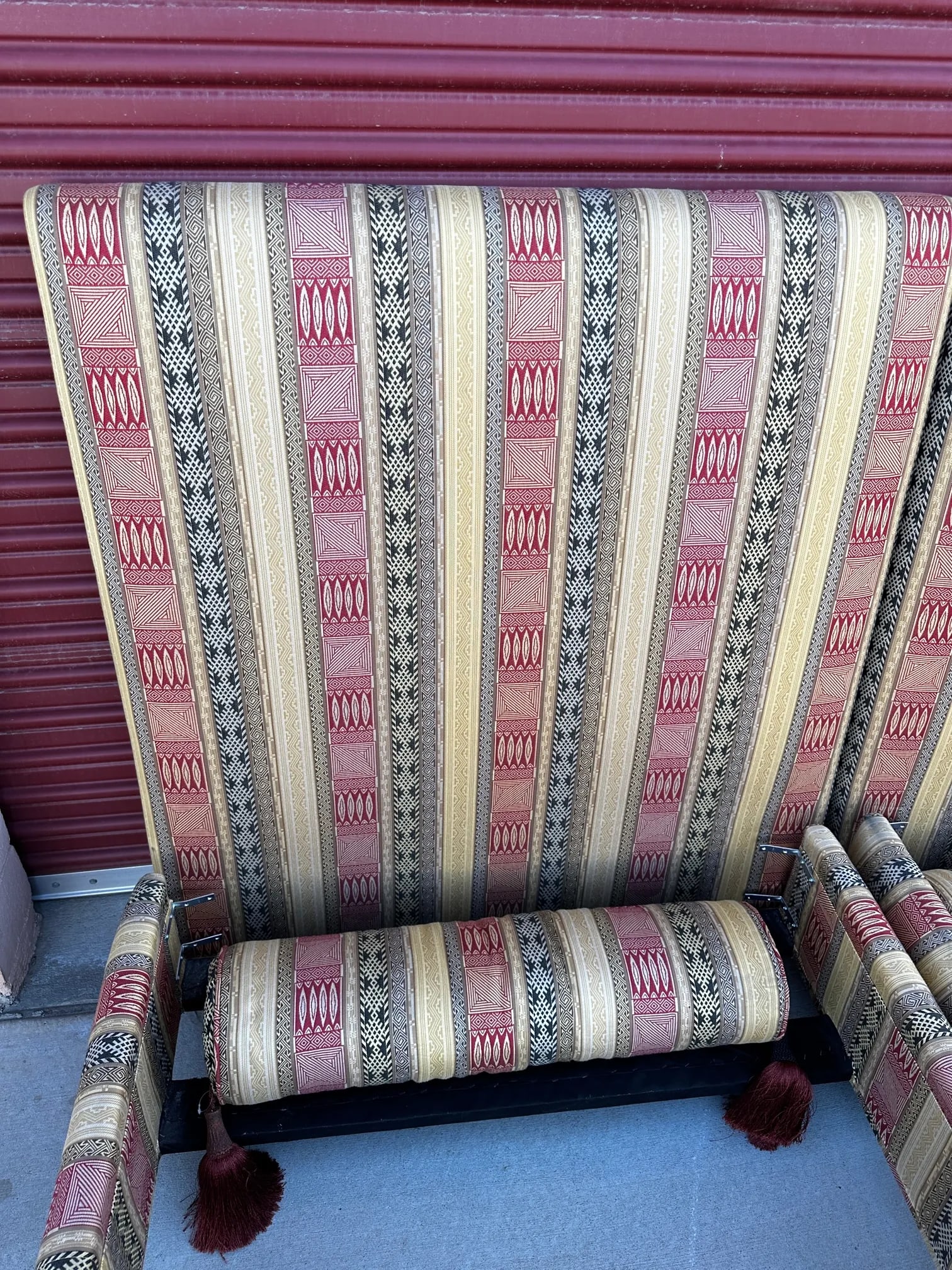 Moroccan Style Twin Upholstered Bed Frame W/Matching Pillows - 3