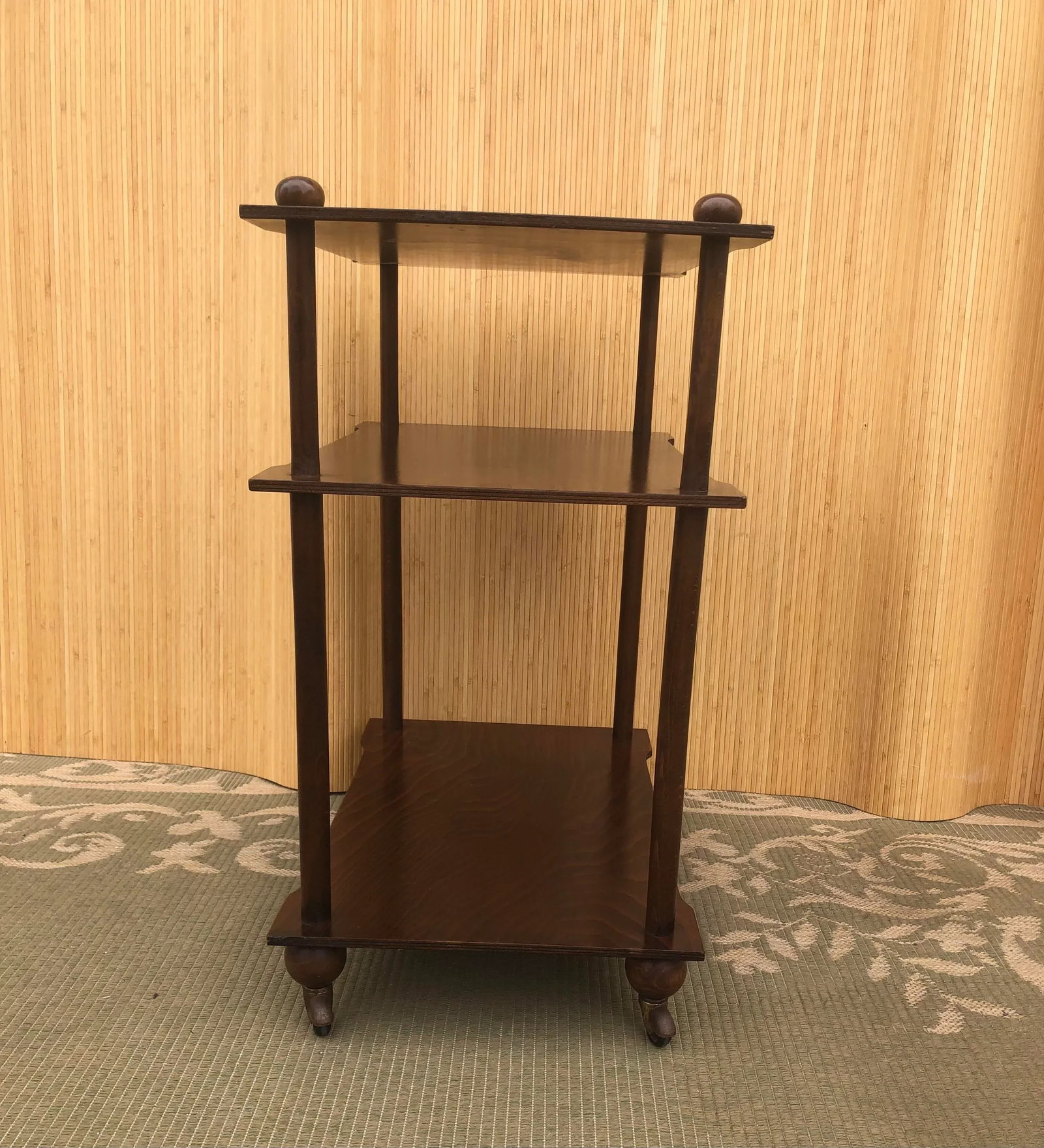 1970s Hollywood Regency 3 - Tier Side Table - 7
