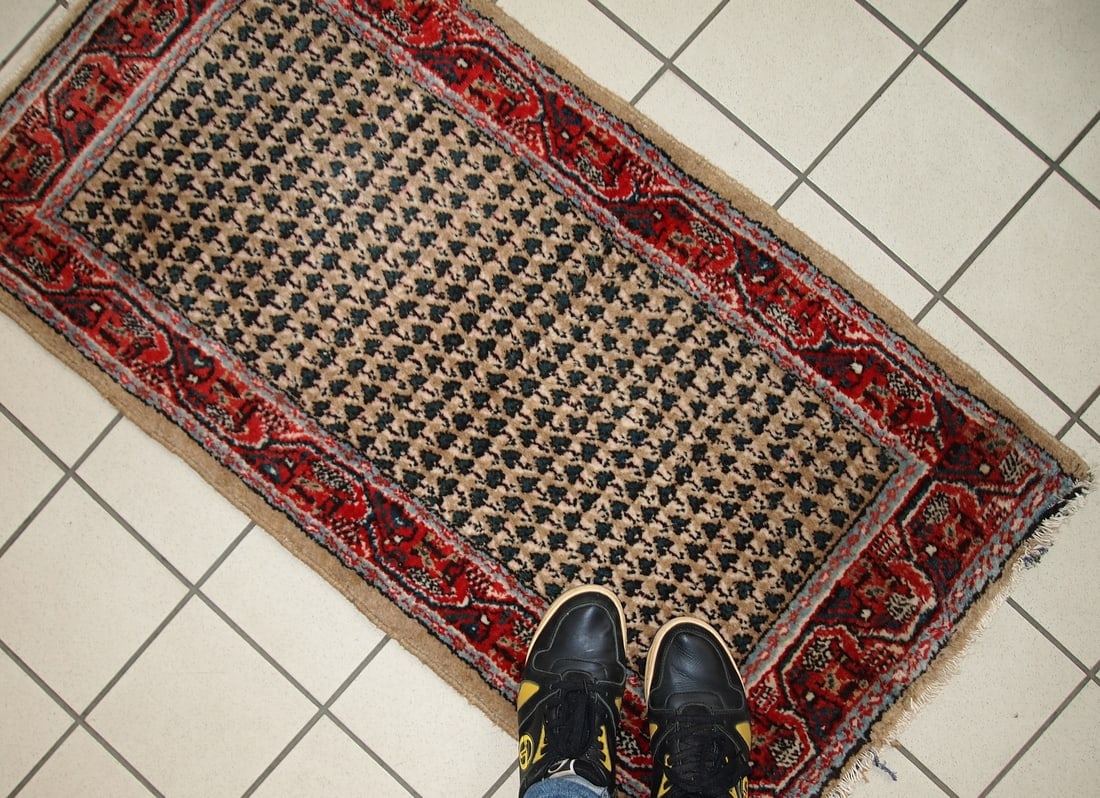 Handmade vintage Indian Seraband rug 2.1' x 4.1' (65cm x 125cm) 1970s - 12