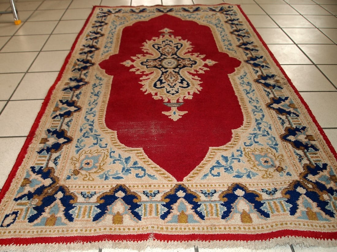 Handmade vintage Persian Kerman rug 2.9' x 4.9' (91cm x 152cm) 1970s - 10