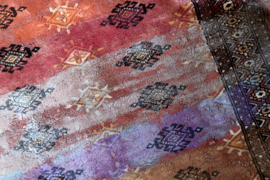 Contemporary Artistry Meets Vintage Bukhara Rug, 3.1' x 5' (95cm x 154cm), 1950s - 13