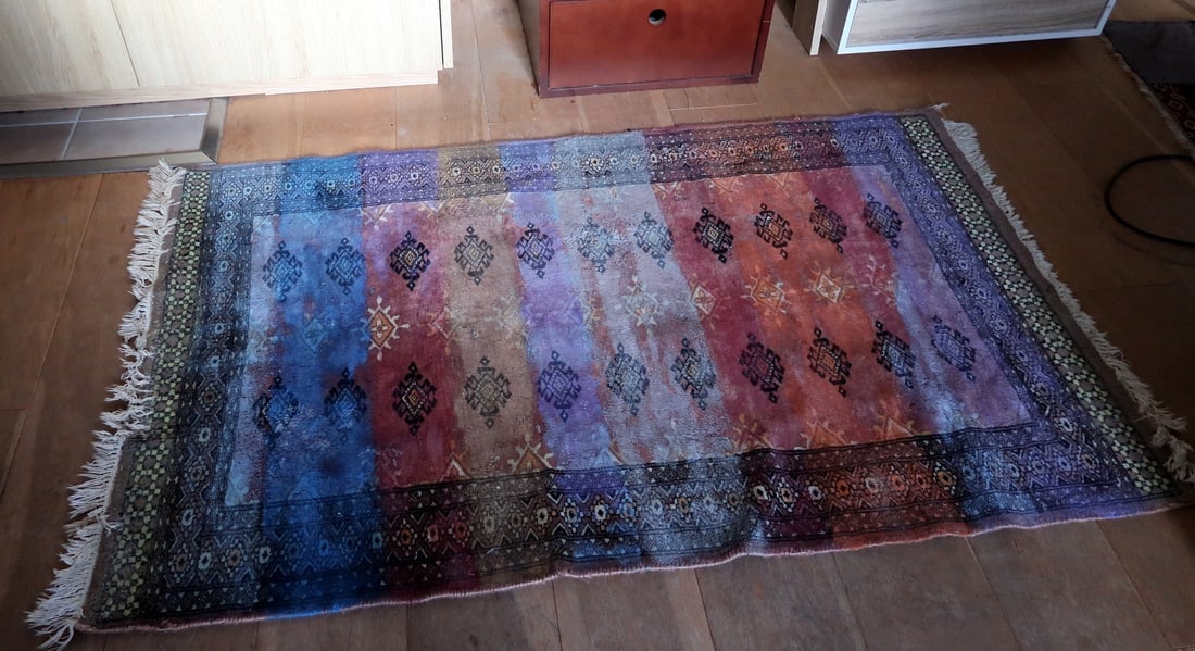 Contemporary Artistry Meets Vintage Bukhara Rug, 3.1' x 5' (95cm x 154cm), 1950s - 9