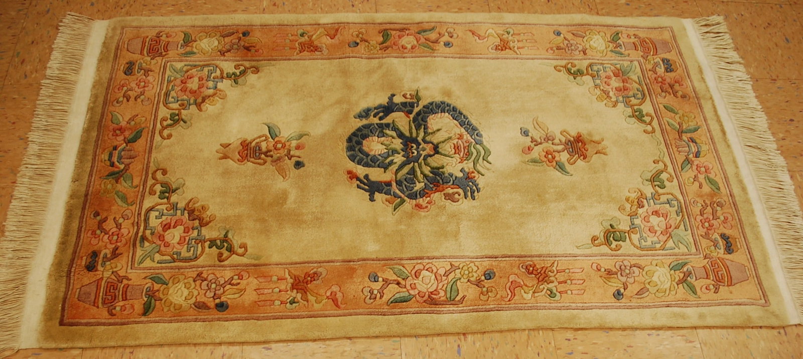 CHINESE RUG 3' x 5' - 8