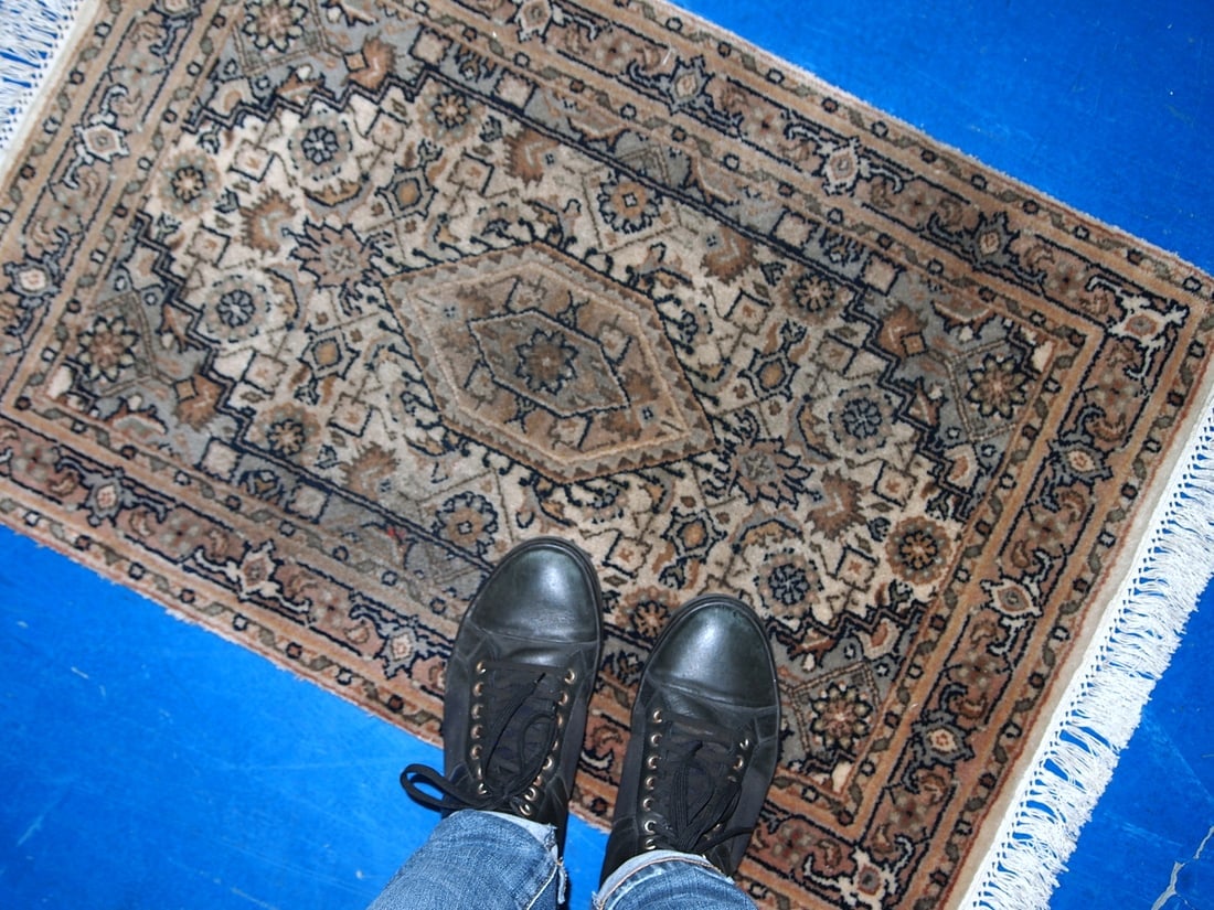 Handmade vintage Indo-Tabriz rug 1.9' x 2.9' (58cm x 89cm) 1970s - 7