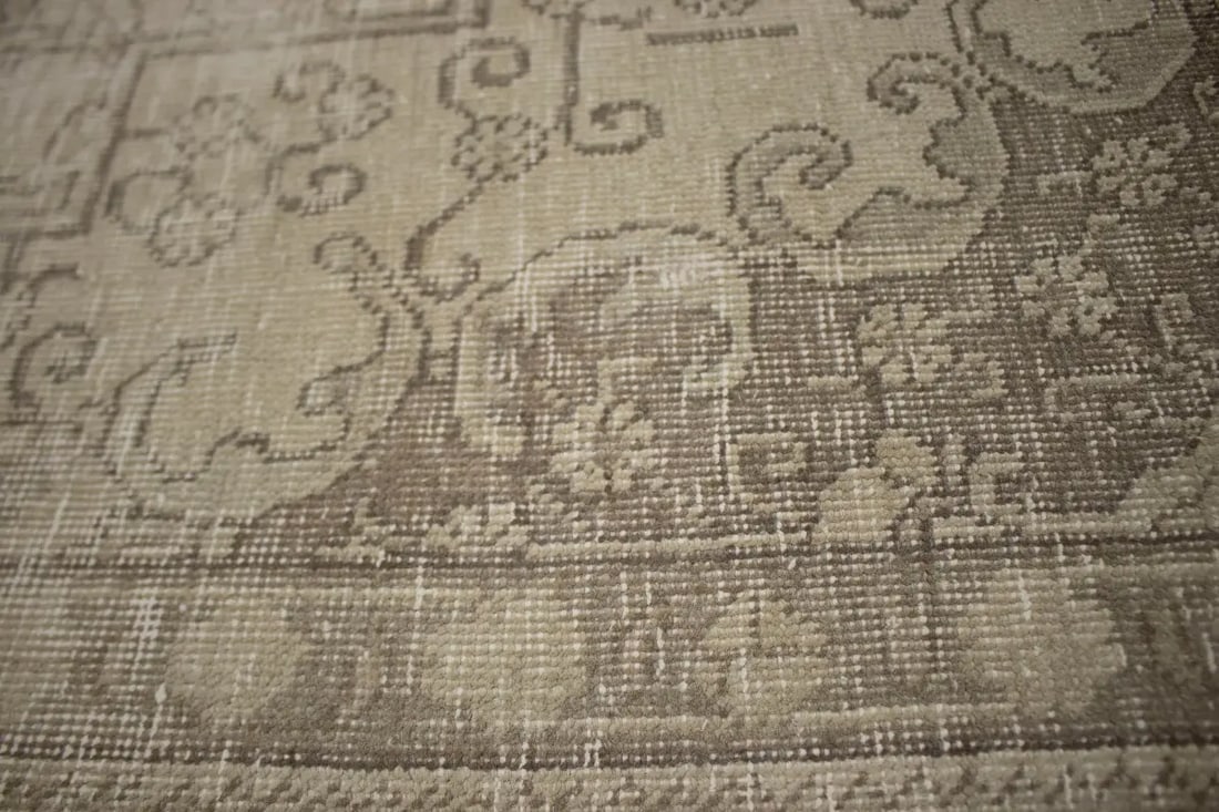 Muted Traditional Floral 8X11 Distressed Tabriz Persian Rug - 10