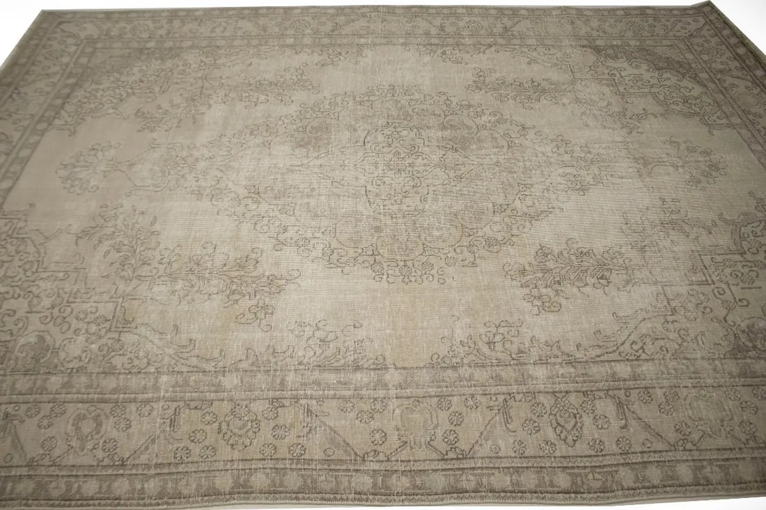 Muted Traditional Floral 8X11 Distressed Tabriz Persian Rug - 3