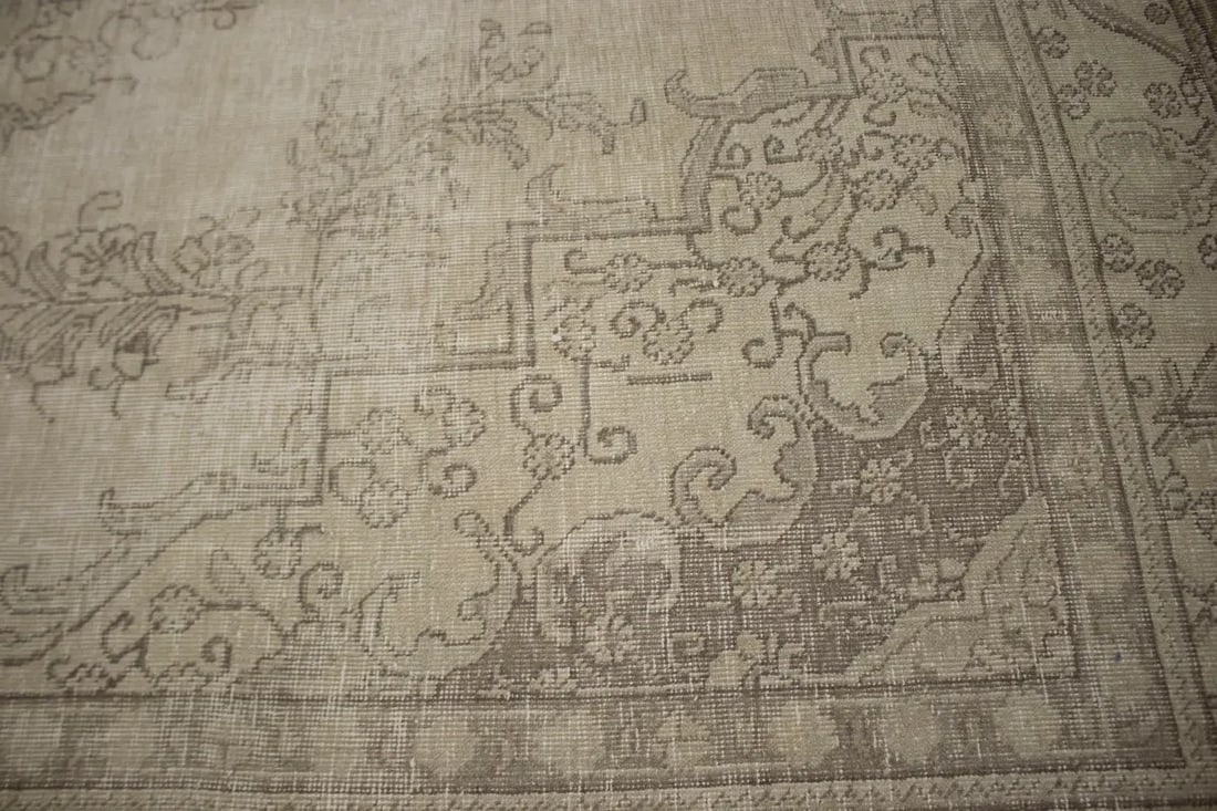Muted Traditional Floral 8X11 Distressed Tabriz Persian Rug - 9