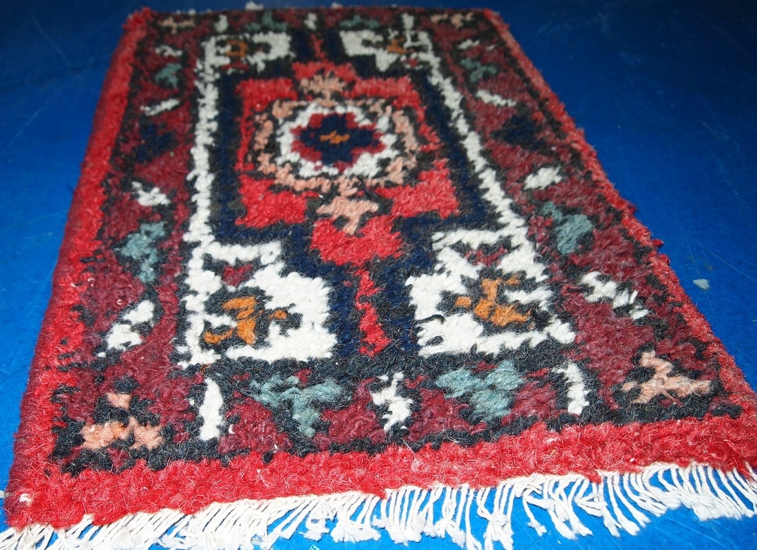 Handmade vintage Persian Hamadan rug 1.3' x 1.9' (41cm x 59cm) 1970s - 5