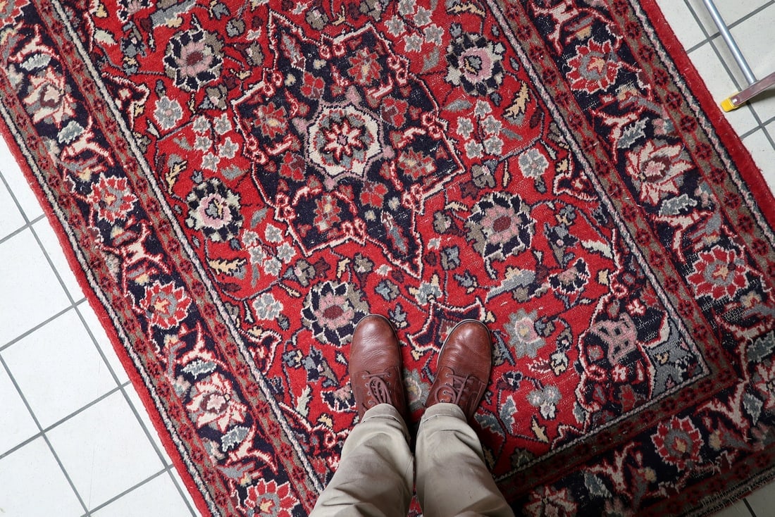 Handmade Vintage Persian Hamadan Rug 4.3' x 6.4' (132cm x 196cm), 1950s - 12