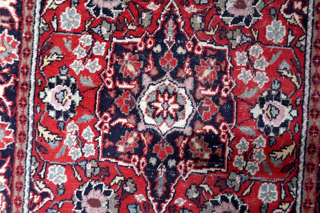 Handmade Vintage Persian Hamadan Rug 4.3' x 6.4' (132cm x 196cm), 1950s - 6