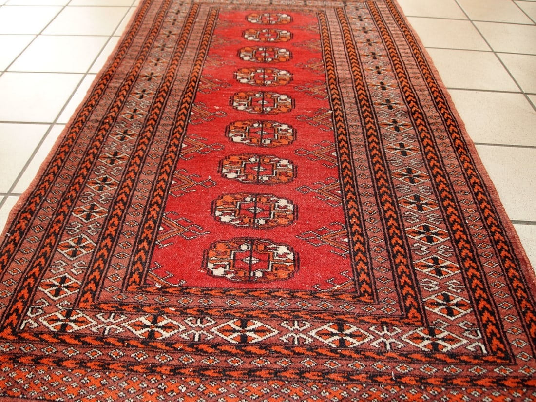 Handmade vintage Pakistani Lahore rug 2.6' x 4.2' (80cm x 130cm) 1960s - 8