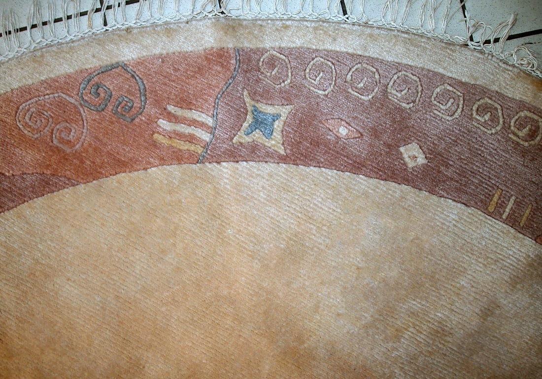 Handmade vintage Tibetan Khaden rug 8' (245cm) 1970s - 2