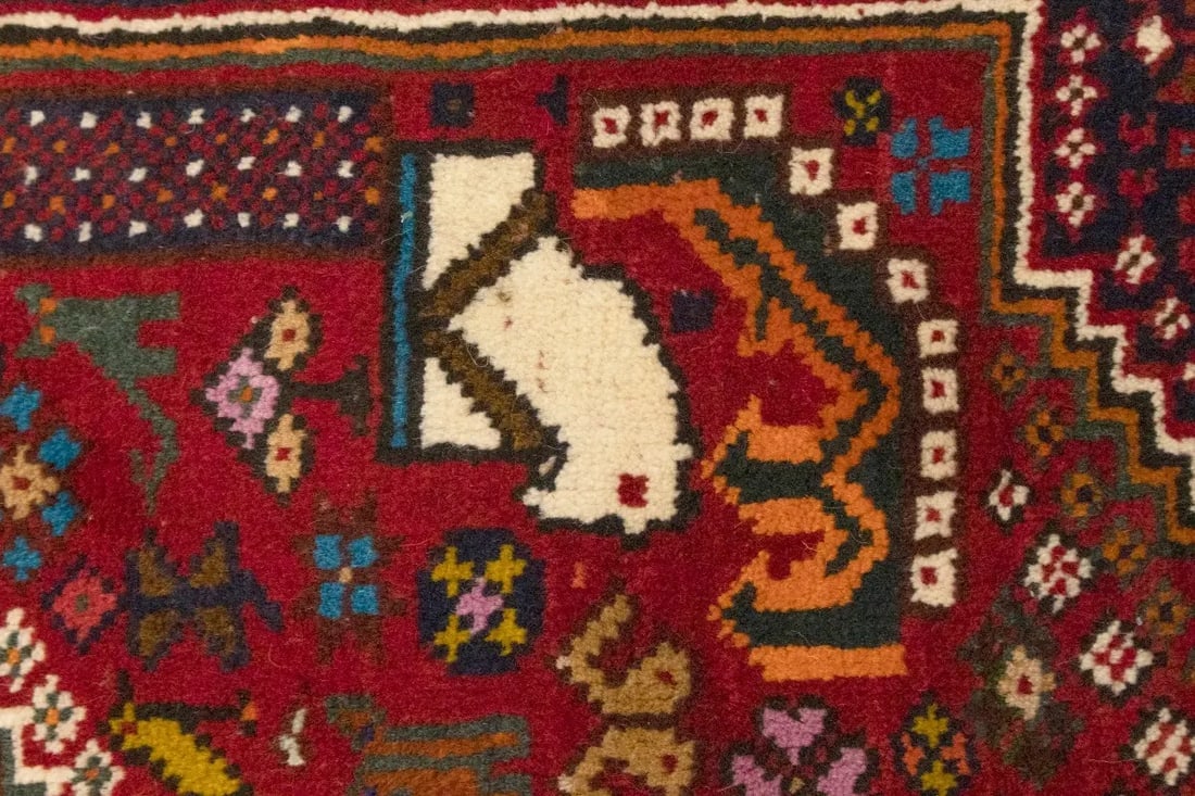 Red Tribal 3'6X5 Shiraz Persian Rug - 10