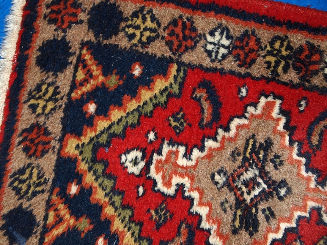 Handmade vintage Persian Hamadan rug 1.4' x 1.9' (42cm x 60cm) 1970s - 2