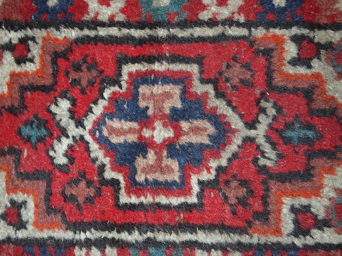 Handmade vintage Persian Hamadan rug 1.4' x 2.2' (42cm x 68cm) 1960s - 5