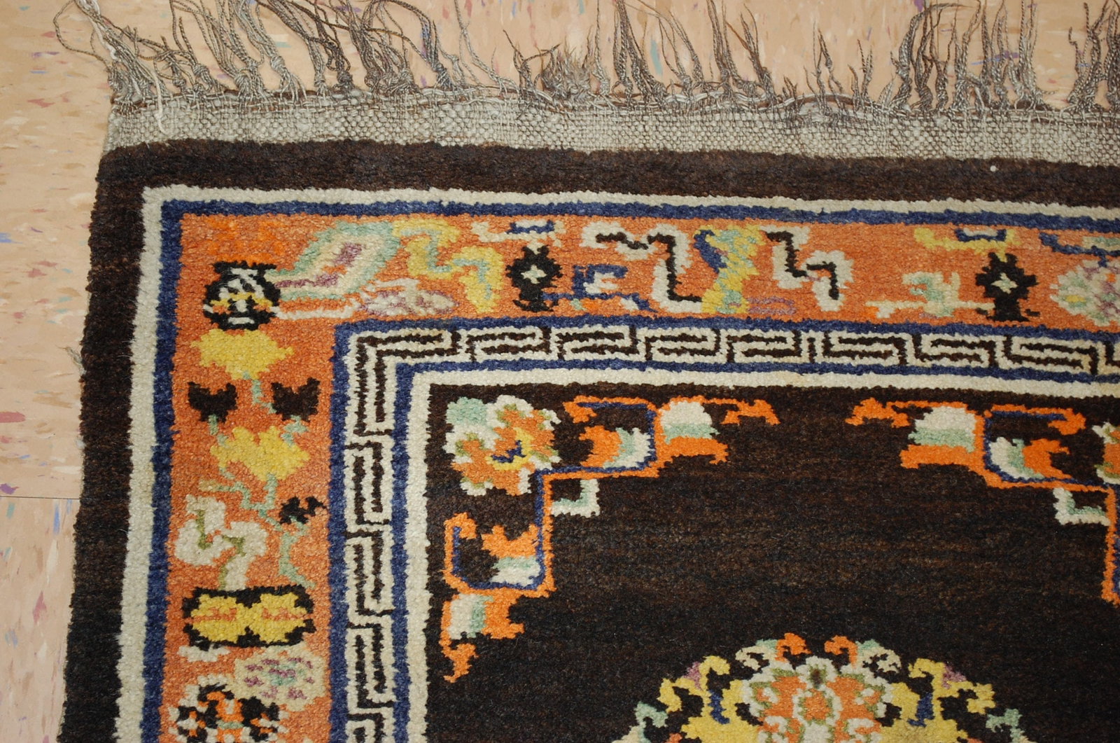 CHINESE TURKESTAN RUG 2.7x4.6 - 4
