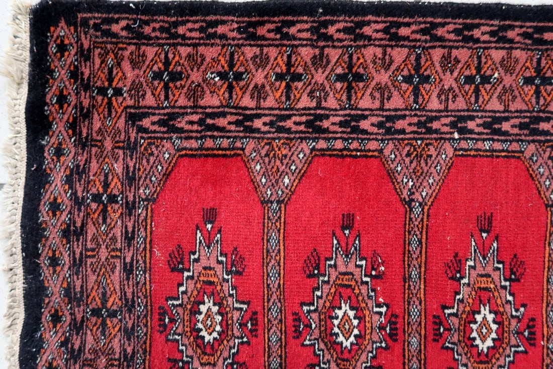 Handmade vintage Uzbek Bukhara rug 2' x 3.4' (62cm x 106cm) 1970s - 2